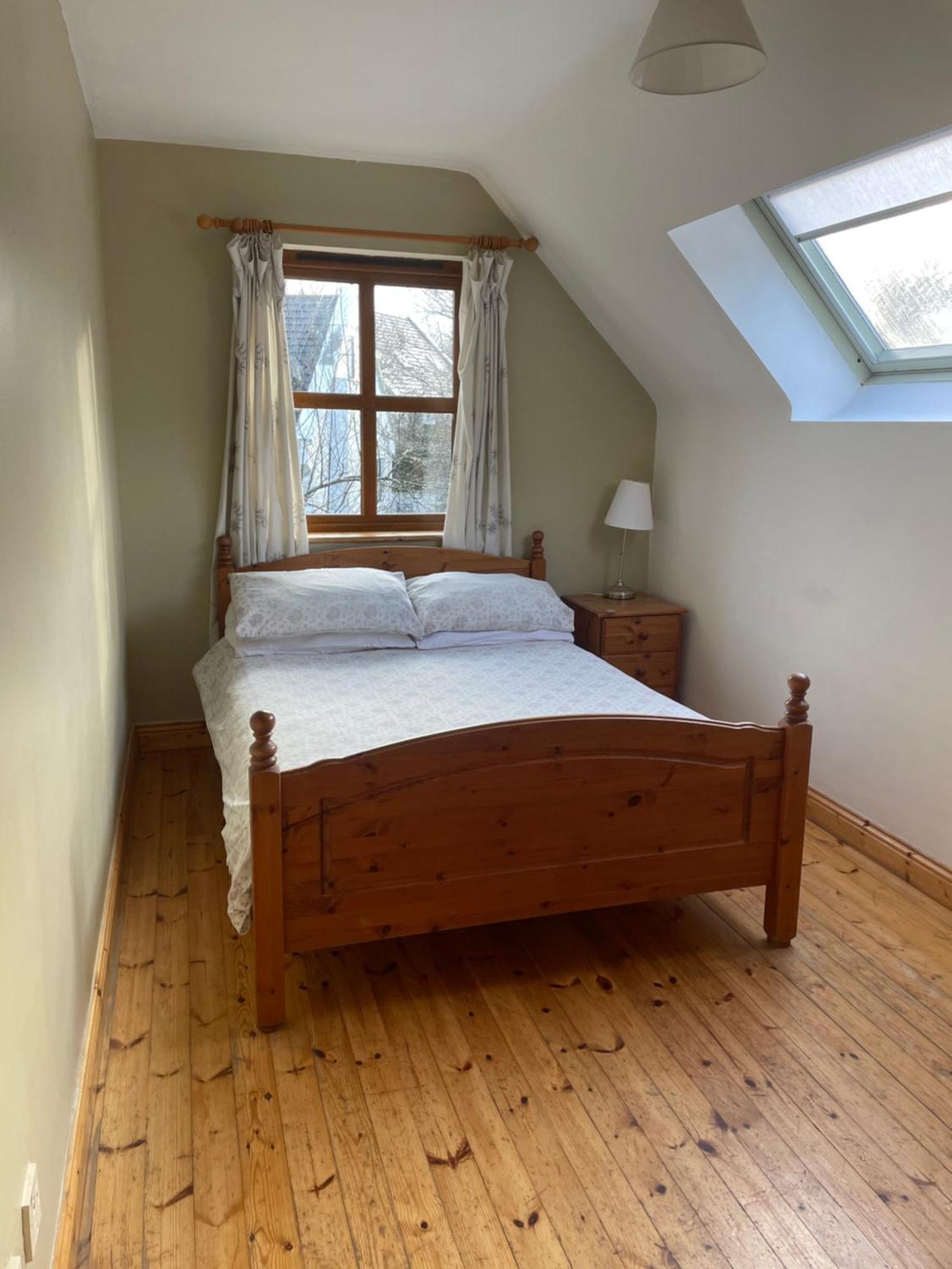 Letterfrack Farm Cottage In Village On A Farm Beside Connemara National Park Extérieur photo