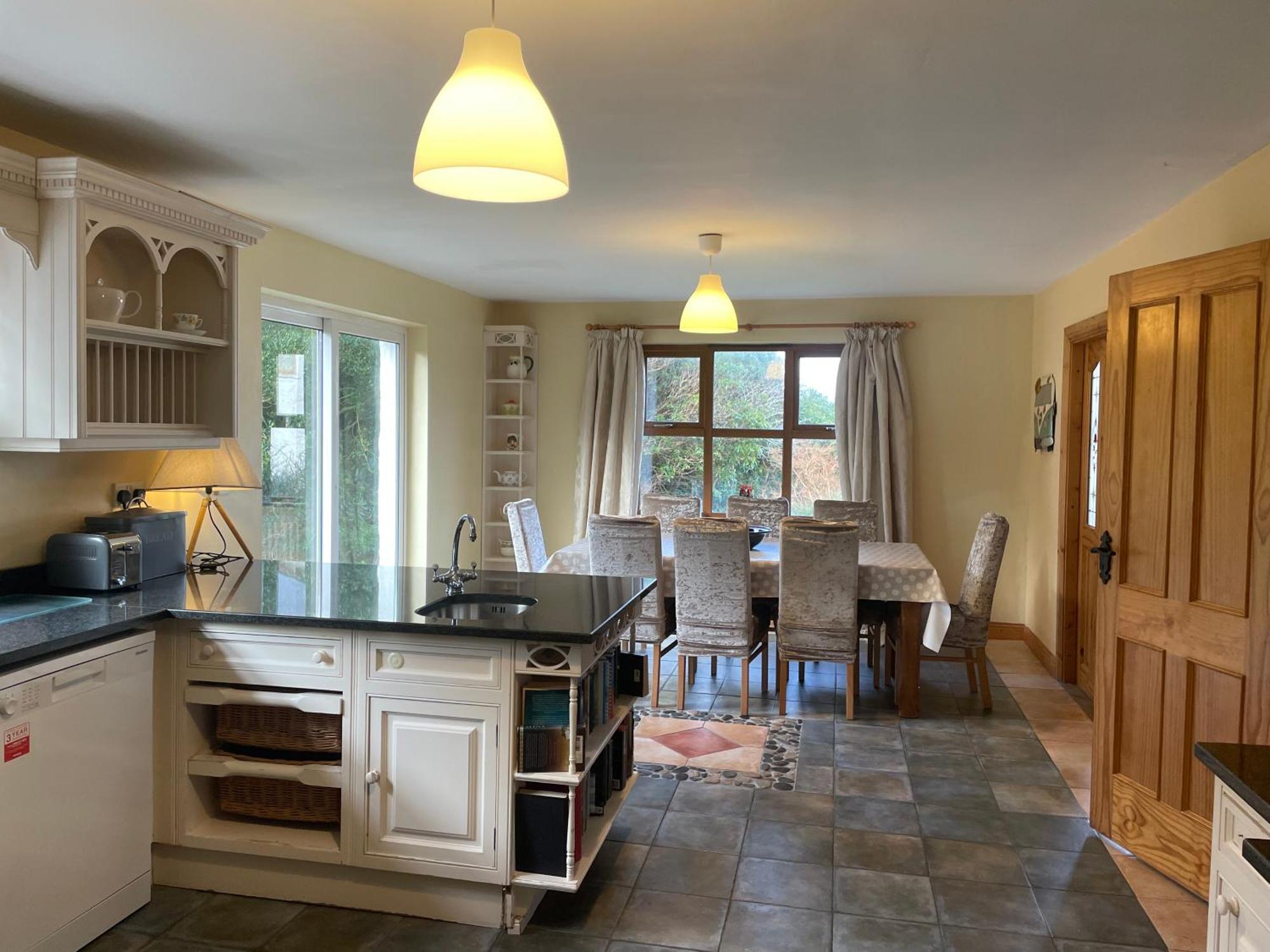 Letterfrack Farm Cottage In Village On A Farm Beside Connemara National Park Extérieur photo